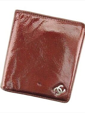 Chanel Wallet Purse Bifold COCO Red Enamel leather Woman Authentic Used T9058